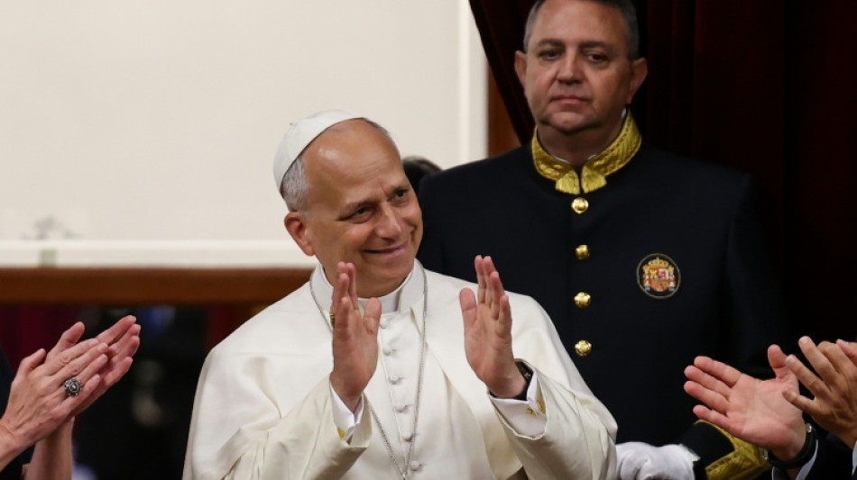 Papst Leo XIV. ruft vor spanischem Parlament zu Frieden und Fl&uuml;chtlingshilfe auf