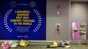 Câmara de Representantes vota pelo fim do 'shutdown' mais longo da história dos EUA