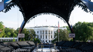 Casa Branca apresenta ringue de luta do UFC para 80&ordm; anivers&aacute;rio de Trump