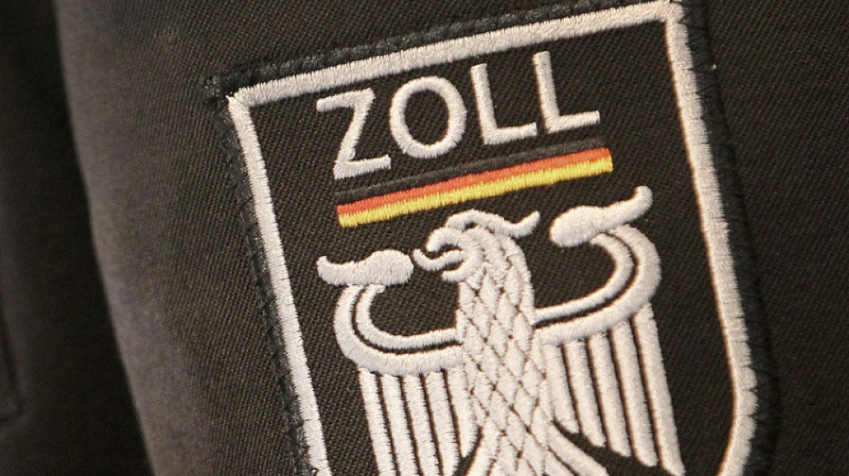 Gro&szlig;es Drogenlabor mit Millionenwert in Nordrhein-Westfalen ausgehoben