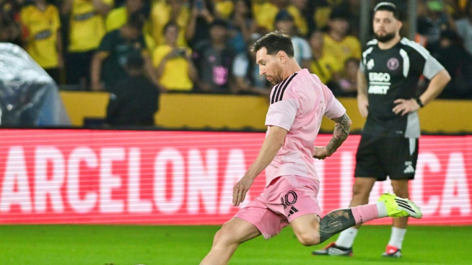 Messi out with hamstring strain as Puerto Rico match delayed