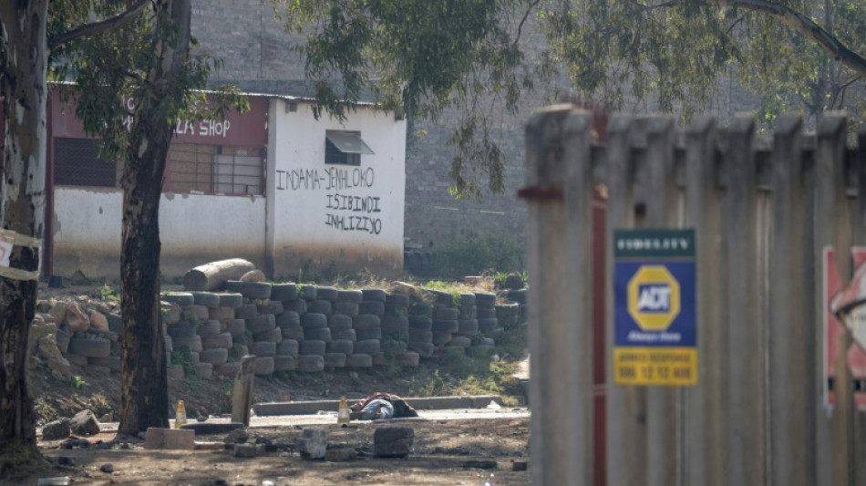 Un tiroteo masivo deja 12 muertos en Sud&aacute;frica
