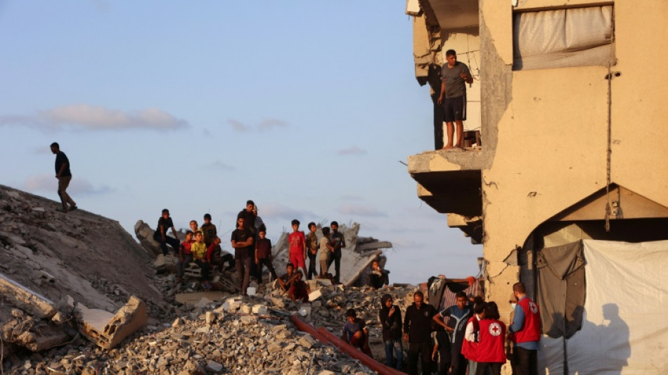 La Defensa Civil de Gaza reporta nueve muertos por tiros israel&iacute;es contra un bus