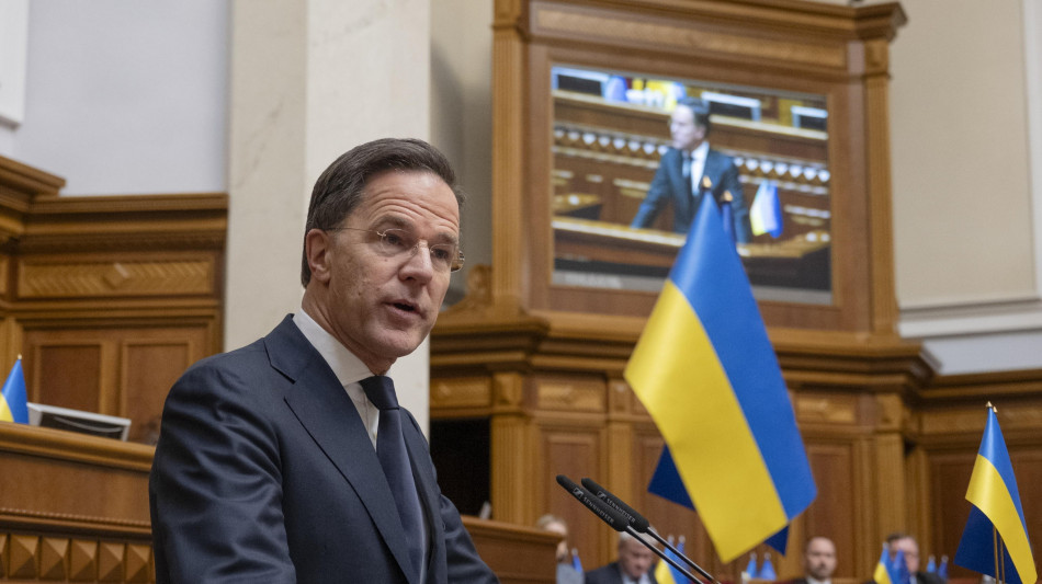 Zelensky, con Rutte oggi al memoriale dei caduti a Kiev
