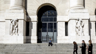 Borsa: Milano amplia il calo (-1%), cedono Prysmian e Banco Bpm