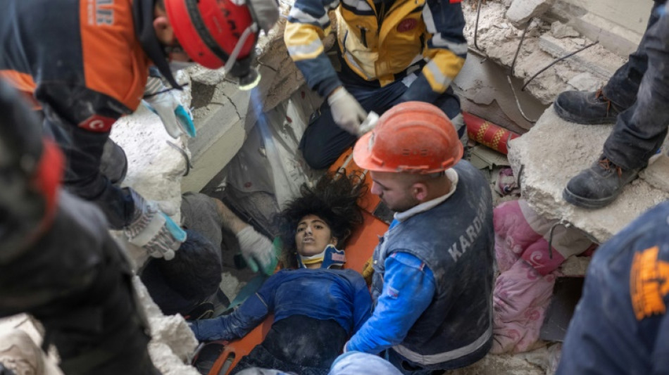 Plus de 20.000 morts dans le s&eacute;isme en Turquie et Syrie