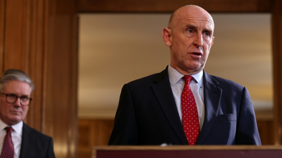 Ministro brit&acirc;nico da Defesa renuncia por desacordo com Starmer sobre investimento militar