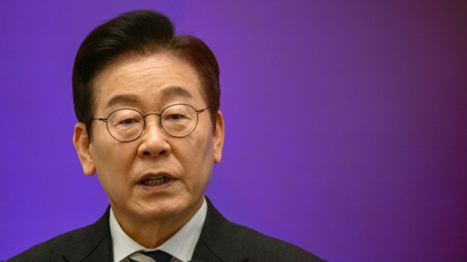 El l&iacute;der surcoreano considera muy "dif&iacute;cil" construir submarinos nucleares en EEUU