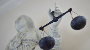 Brandenburger Verwaltungsangestellte &uuml;berwies sich selbst Geld - Bew&auml;hrungsstrafe
