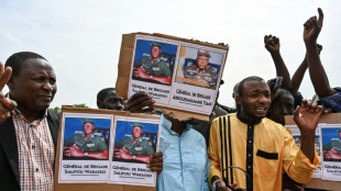 R&eacute;gimen militar de N&iacute;ger nombra gobierno antes de cumbre de &Aacute;frica occidental