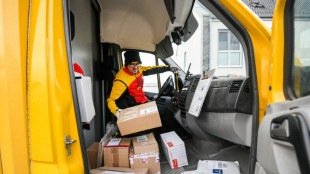 Bericht: Post will mehr Briefe und Pakete zusammen ausfahren