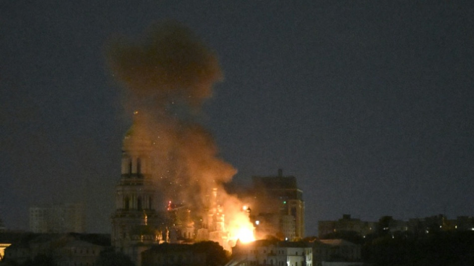 Al menos ocho muertos en bombardeos rusos en el sur y en el este de Ucrania
