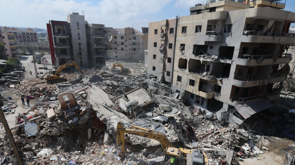 Idf, colpite infrastrutture Hezbollah a Tiro e altre aree nel sud del Libano