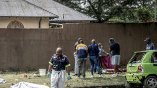 Dix morts dans l'explosion d'un camion-citerne pr&egrave;s de Johannesburg