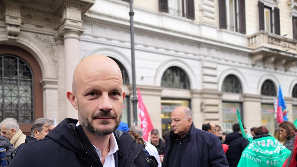 Anaao Assomed, 'manovra investa su medici o Ssn non regge'