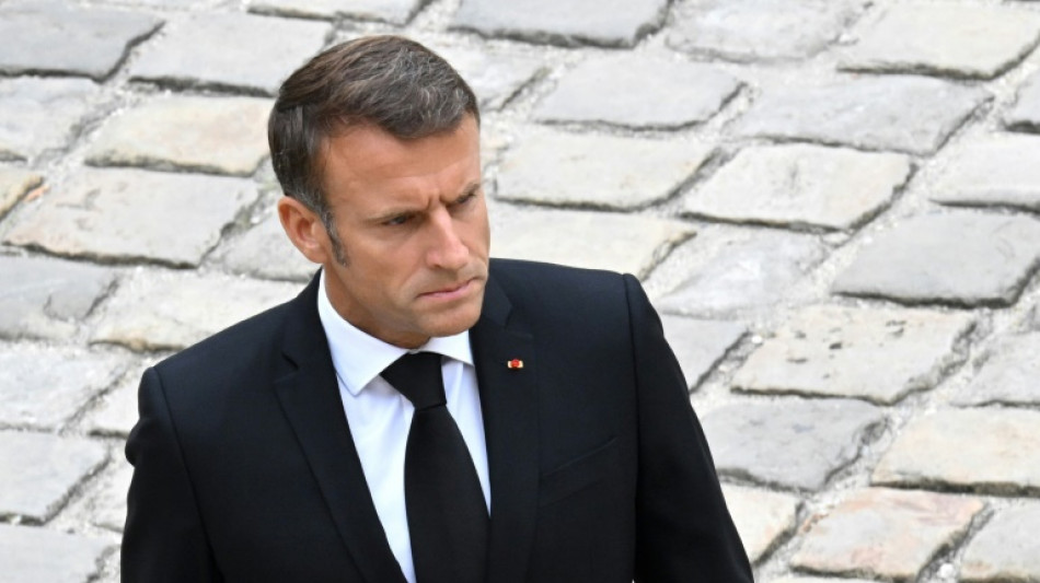 Marathon meet with Macron leaves French opposition cold