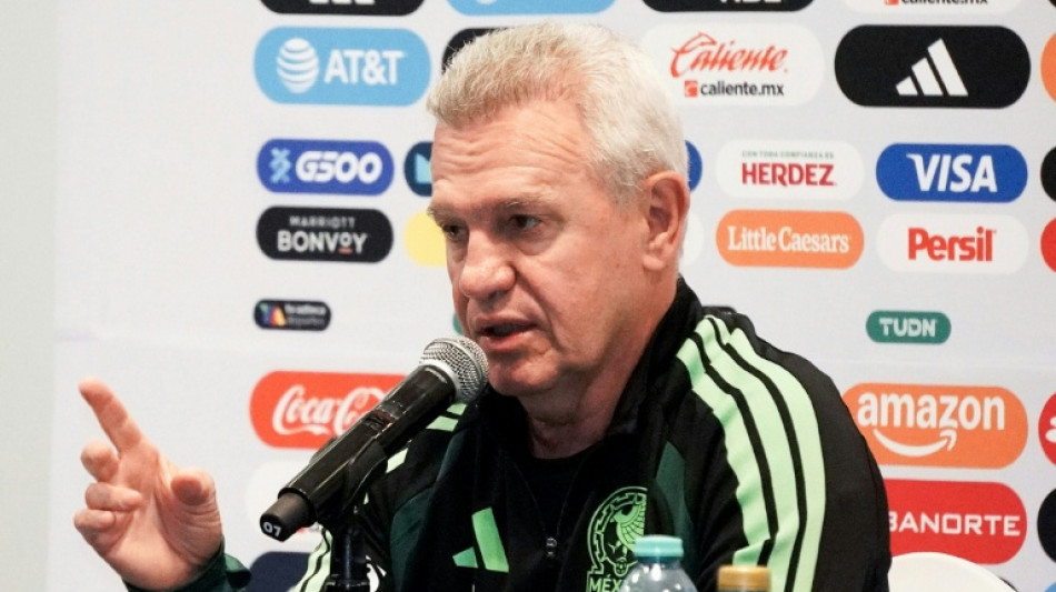 Aguirre busca su primera victoria ante Sud&aacute;frica con un M&eacute;xico "en su mejor momento"