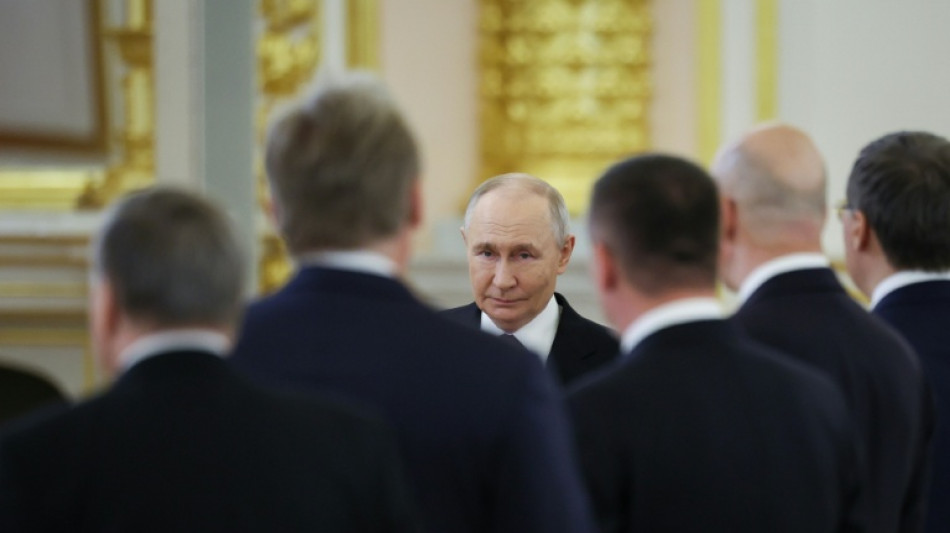 Putin afronta una econom&iacute;a d&eacute;bil en el "Davos ruso", bajo la amenaza de drones ucranianos
