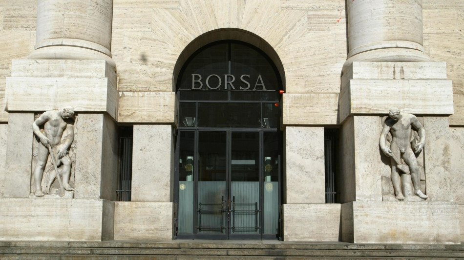 Borsa: Milano chiude in lieve rialzo a +0,1% con Prysmian in testa
