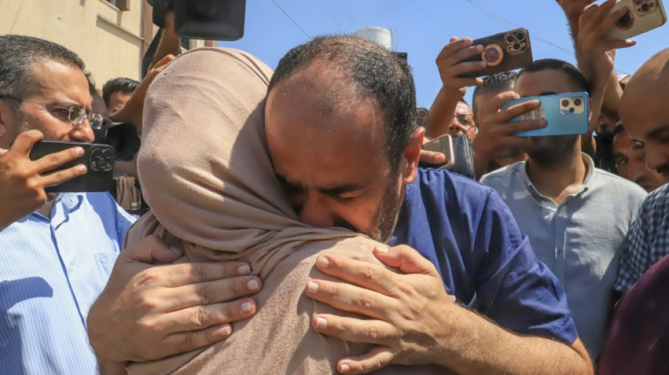 Israel liberta dezenas de presos palestinos, incluindo diretor do hospital Al Shifa de Gaza