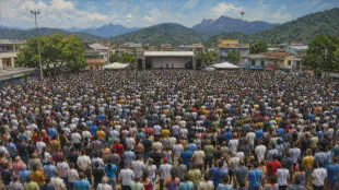 J&uacute;lio Rocha lan&ccedil;a campanha &agrave; reelei&ccedil;&atilde;o em ato em Guapimirim