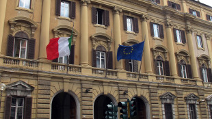 Lo spread tra Btp e Bund tedeschi chiude in calo a 117,6 punti