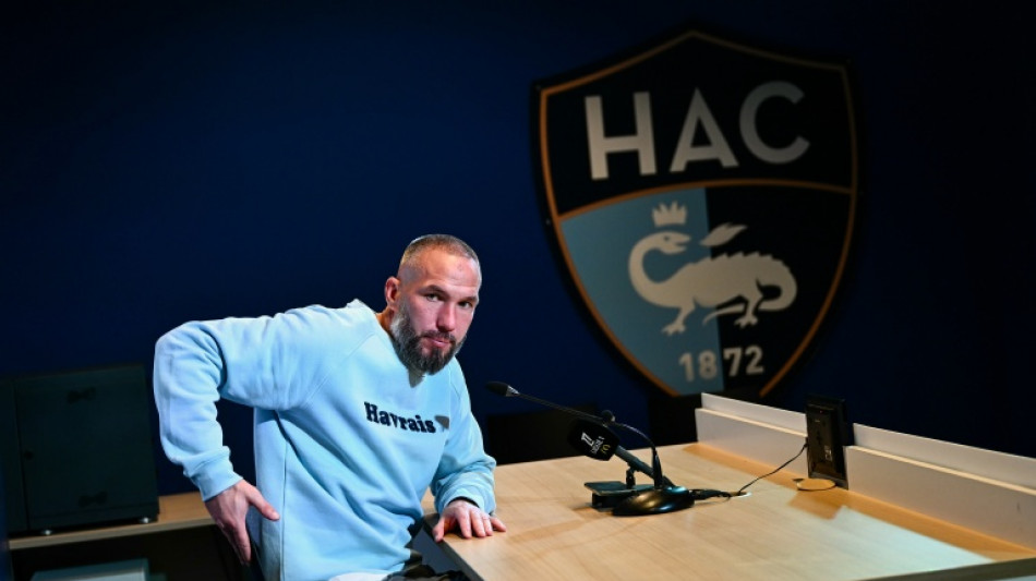 Le Havre owners sack coach after PSG thrashing