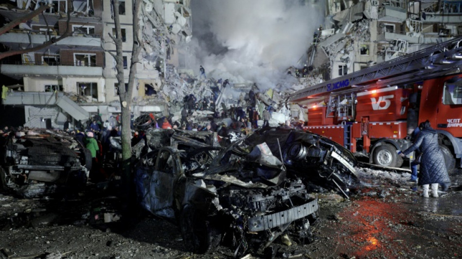 Ukraine: le bilan de la frappe russe sur un immeuble &agrave; Dnipro monte &agrave; 20 morts