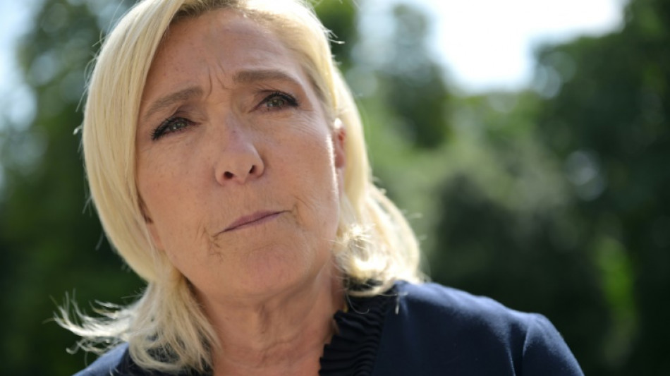 Marine Le Pen assure "n'avoir viol&eacute; aucune r&egrave;gle" &agrave; l'ouverture du proc&egrave;s RN sur l'utilisation de fonds europ&eacute;ens