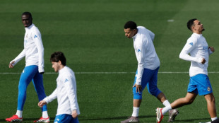 Com les&atilde;o no joelho, Mbapp&eacute; deve desfalcar Real Madrid contra o Benfica