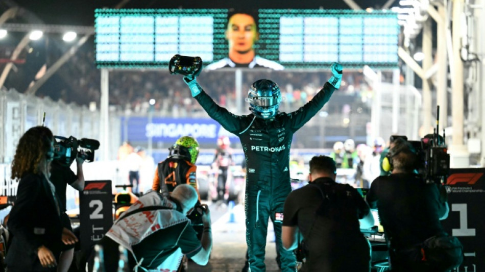 Russell vence GP de Singapura e McLaren é campeã de construtores; Bortoleto termina em 17º