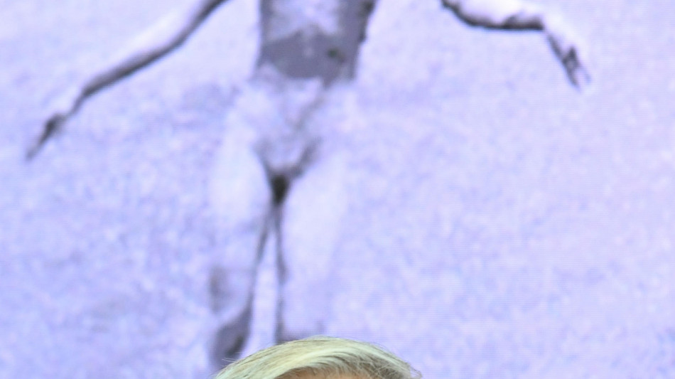 Netflix rilancia i dubbi sull'autore di Napalm Baby