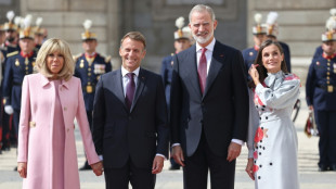 En Espagne, Macron livre ses recettes contre la mont&eacute;e des "extr&ecirc;mes" en Europe