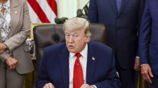 Trump, 'oggi firma elettronica con Iran, fra una settimana in Europa'