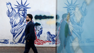 Ir&aacute;n compara las protestas con un "golpe" y advierte contra una guerra regional