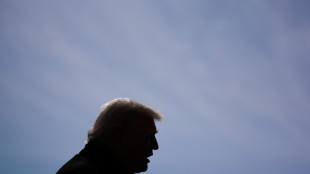 Trump non preoccupato dal calo del dollaro, 'non &egrave; sceso molto'