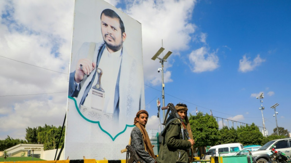Rebeldes hut&iacute;es reivindican ataque contra barco de EEUU frente a Yemen