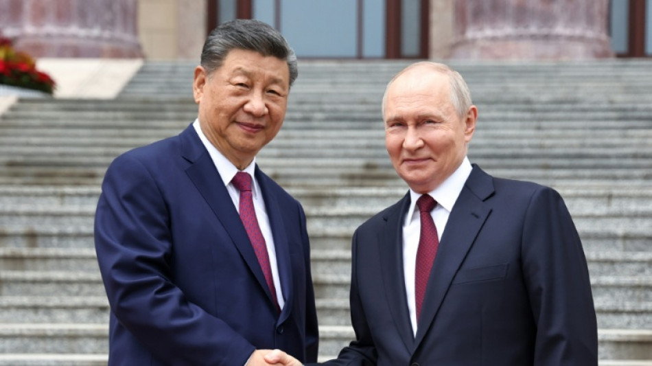 Balan&ccedil;a entre China e R&uacute;ssia se inclina a favor de Pequim
