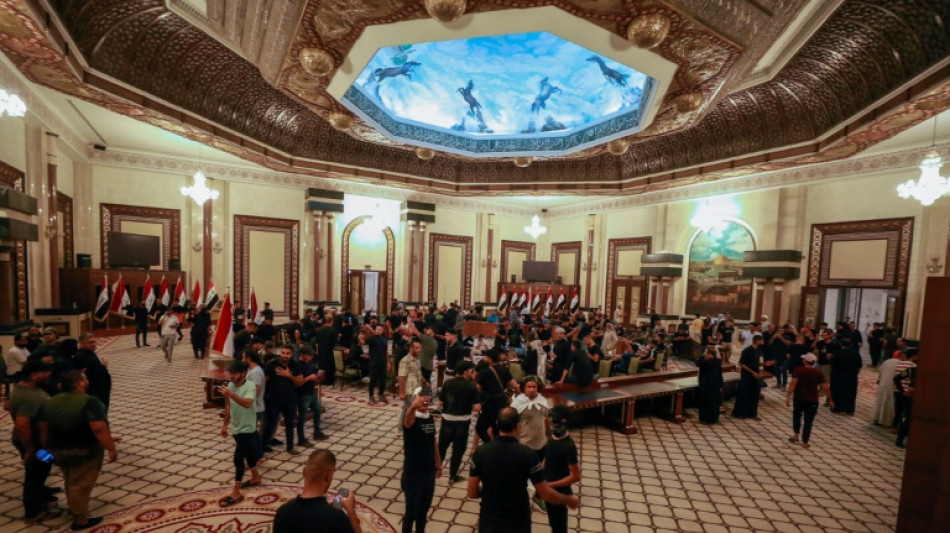 Al menos 12 muertos en Irak tras anuncio de retirada pol&iacute;tica de l&iacute;der chiita Sadr