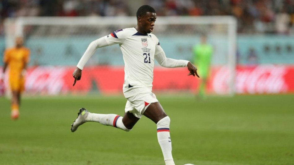 US Soccer director to begin 'immediate' hunt for coach