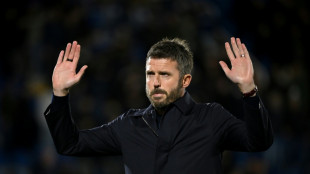 Man Utd defeat to Como 'unacceptable', says Carrick