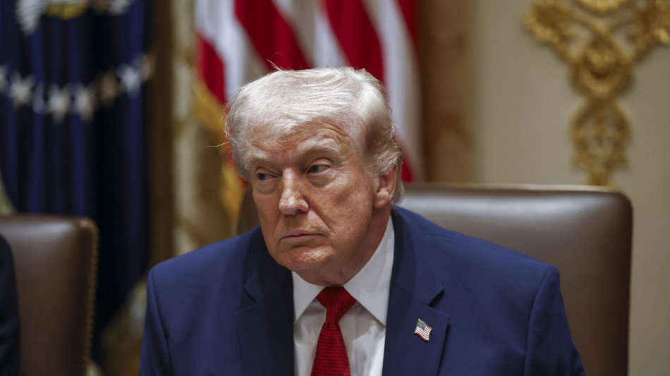 Trump, 'armi da Ucraina in Medio Oriente? A volte le spostiamo'