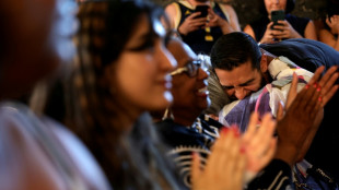 Los dem&oacute;cratas votan en primarias en M&iacute;chigan, estado clave 