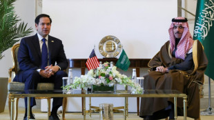 Russes et Am&eacute;ricains mardi &agrave; Ryad pour de premi&egrave;res discussions destin&eacute;es &agrave; "r&eacute;tablir" leurs relations