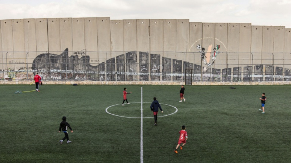 Ordem de demoli&ccedil;&atilde;o israelense amea&ccedil;a campo de futebol pr&oacute;ximo a Bel&eacute;m