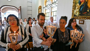 La abogada Ruth L&oacute;pez es operada mientras est&aacute; presa en El Salvador