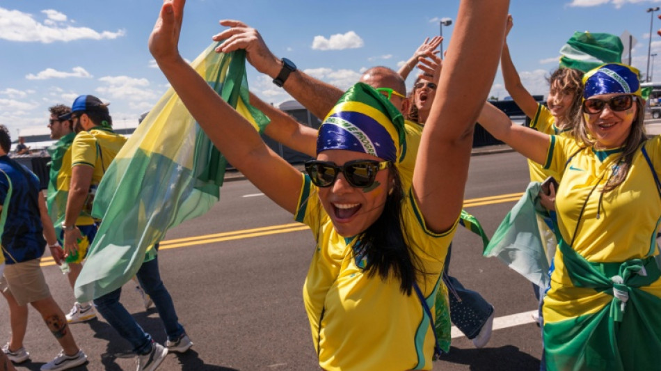Com estreia do Brasil, Copa do Mundo invade Nova York enlouquecida pelos Knicks