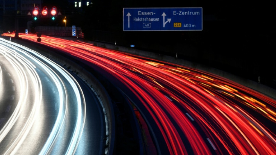 Einigung auf Tarifpaket: Mehr Geld f&uuml;r Besch&auml;ftigte der Autobahn GmbH ab Mai