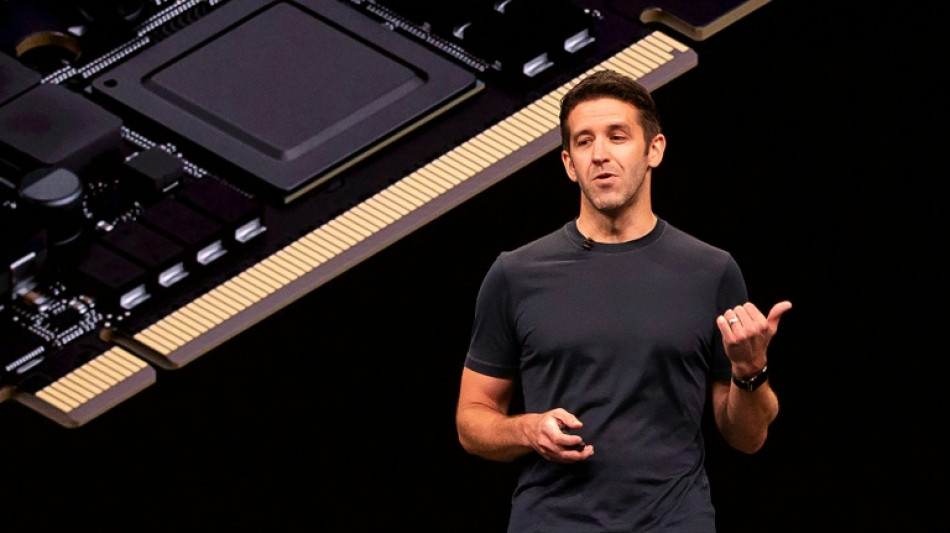 Un premier iPhone pliable attendu pour l'intronisation du nouveau patron d'Apple