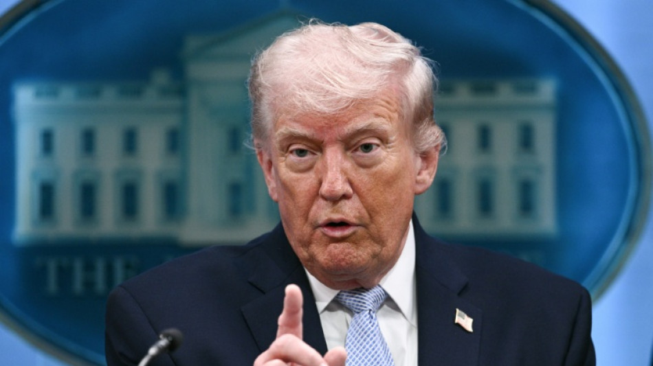 Trump menace l'Iran de destruction totale